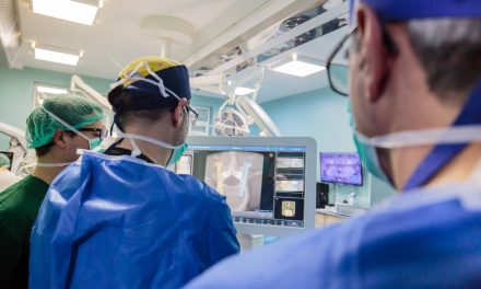 Operaţie în premieră națională la Spitalul de Neurochirurgie din Iași, cu ajutorul celui mai performant robot din lume în domeniu